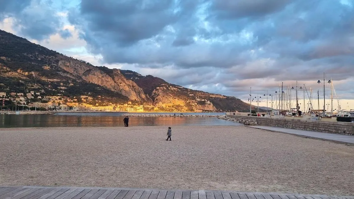 Apartment Charme Et Authenticite A Menton - Centre & Plages