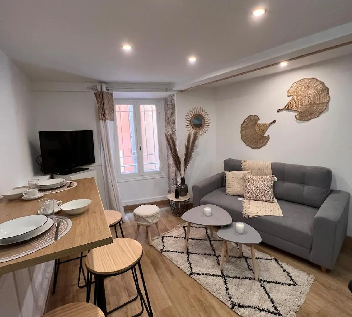 Charme Et Authenticite A Menton - Centre & Plages